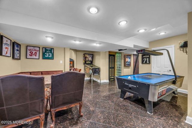 176 Oakland Mills Road, Manalapan, NJ 07726