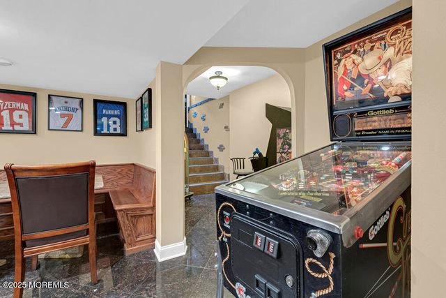 176 Oakland Mills Road, Manalapan, NJ 07726
