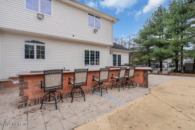 176 Oakland Mills Road, Manalapan, NJ 07726