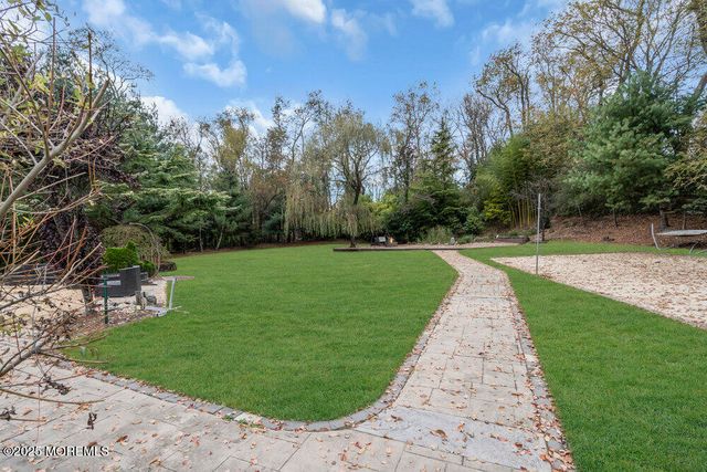 176 Oakland Mills Road, Manalapan, NJ 07726