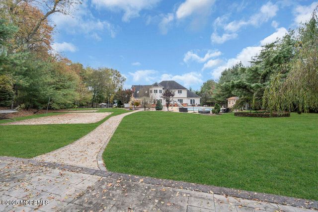 176 Oakland Mills Road, Manalapan, NJ 07726
