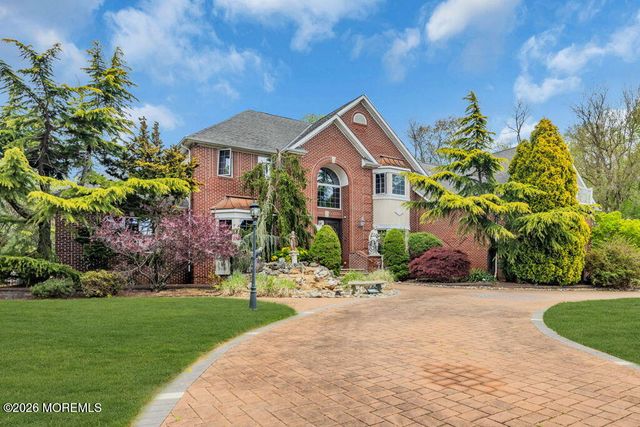 176 Oakland Mills Road, Manalapan, NJ 07726
