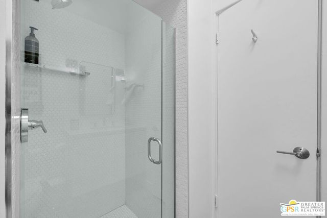 271 N Easmor Circle, Palm Springs, CA 92262