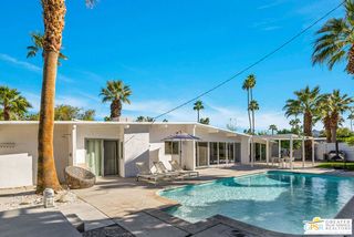 271 N Easmor Circle, Palm Springs, CA 92262