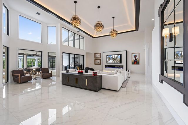 13220 Sabal Chase, Palm Beach Gardens, FL 33418