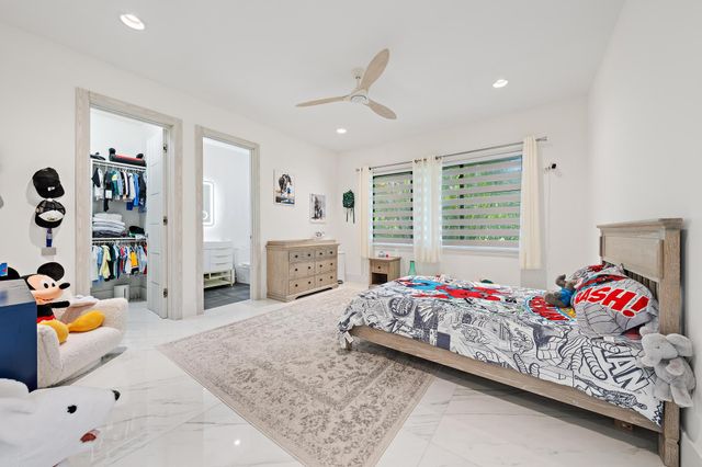 13220 Sabal Chase, Palm Beach Gardens, FL 33418