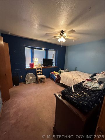 1135 Cravens, Wilburton, OK 74578