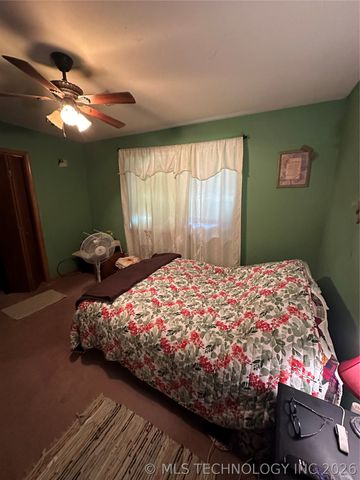 1135 Cravens, Wilburton, OK 74578