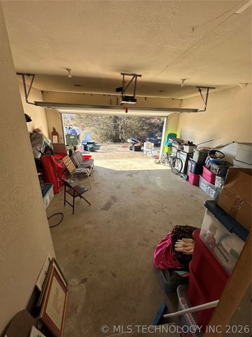 1135 Cravens, Wilburton, OK 74578