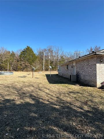 1135 Cravens, Wilburton, OK 74578