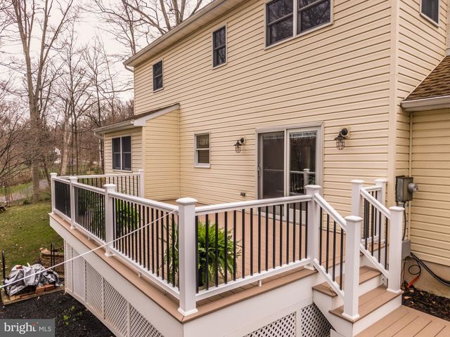 121 SNYDER RD, Pottstown, PA 19464