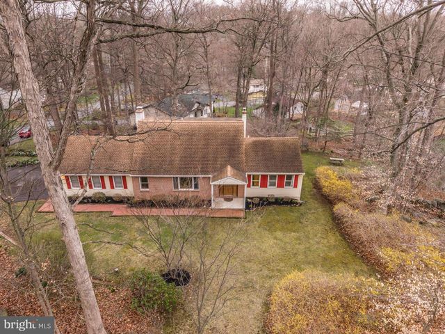 121 SNYDER RD, Pottstown, PA 19464