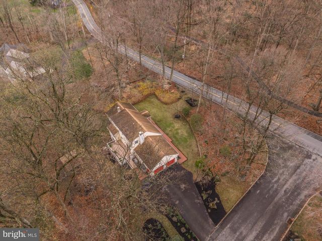 121 SNYDER RD, Pottstown, PA 19464