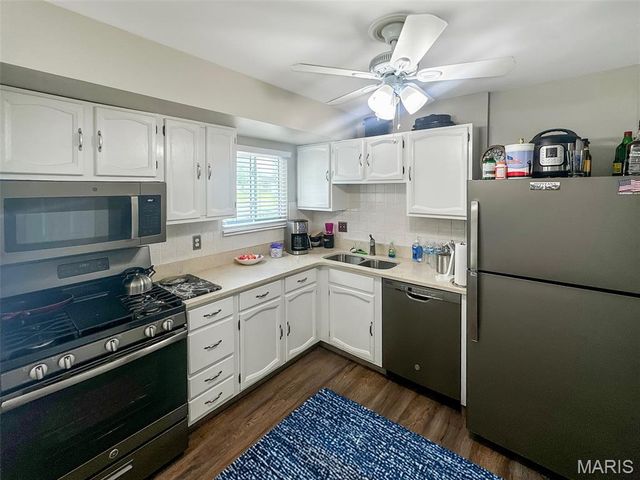 1413 Twin Trails Drive, Fenton, MO 63026