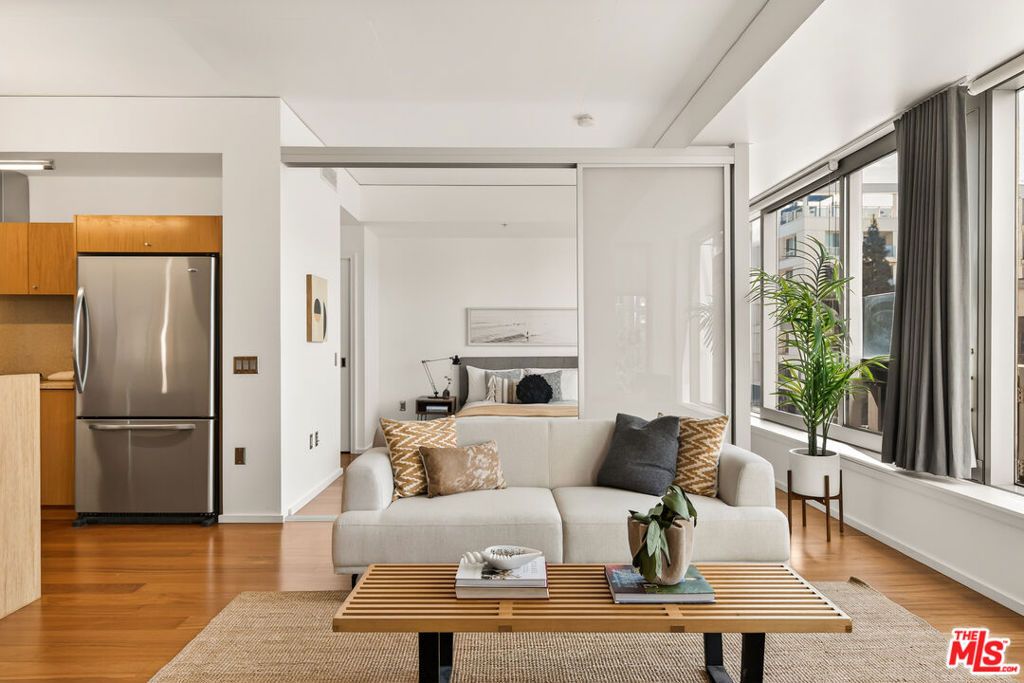 1155 S Grand Avenue 403, Los Angeles, CA 90015 — photo 3