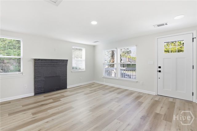 1009 W 52nd Street, Savannah, GA 31405