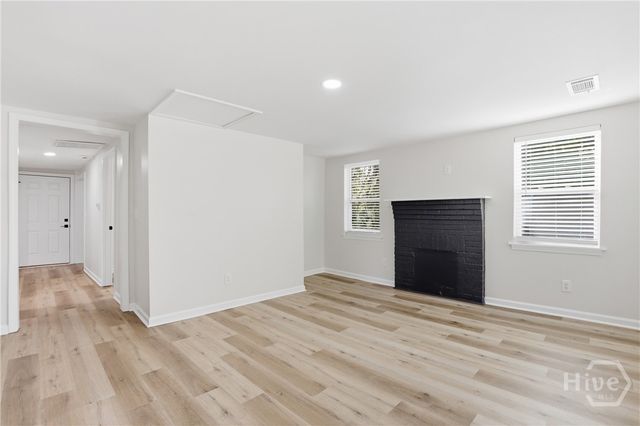 1009 W 52nd Street, Savannah, GA 31405