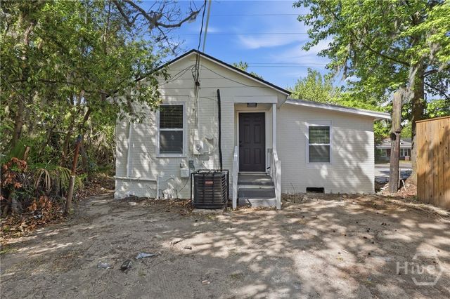 1009 W 52nd Street, Savannah, GA 31405