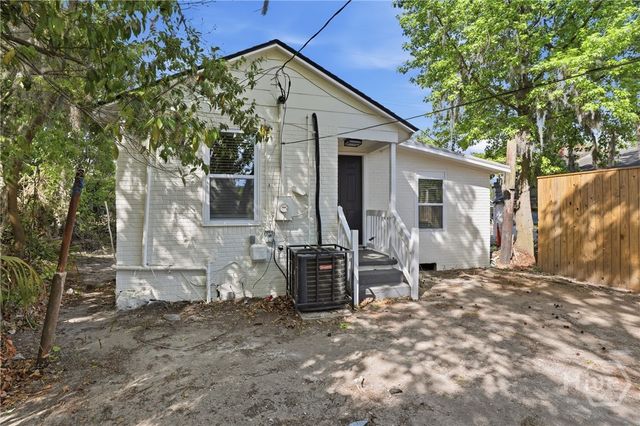 1009 W 52nd Street, Savannah, GA 31405