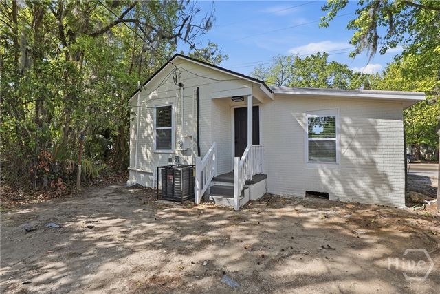 1009 W 52nd Street, Savannah, GA 31405