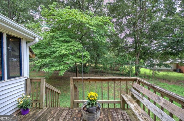 16 Jones Mill Place, Cartersville, GA 30120