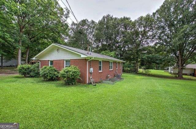 16 Jones Mill Place, Cartersville, GA 30120