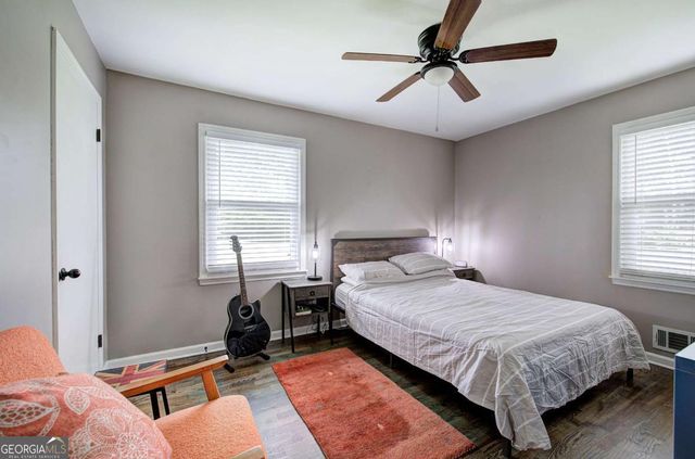 16 Jones Mill Place, Cartersville, GA 30120