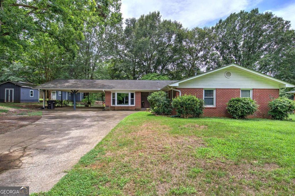 16 Jones Mill Place, Cartersville, GA 30120