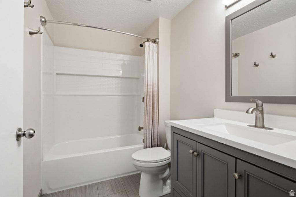 Image 16 of property listing at 4340 S HIGHLAND DR #113, Millcreek, UT 84124
