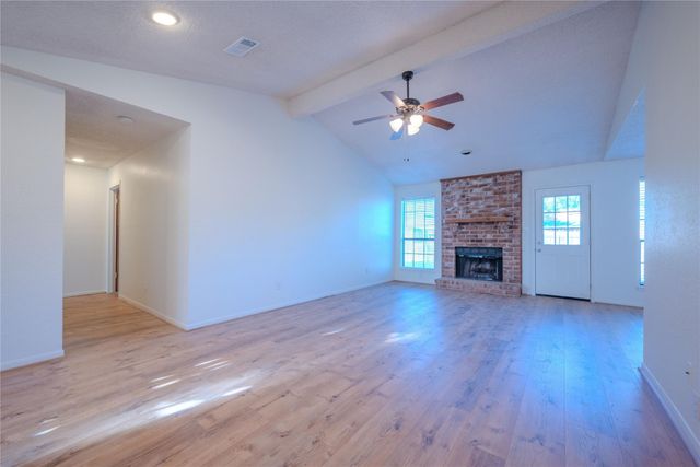 1805 Willow Bend Road, Wharton, TX 77488