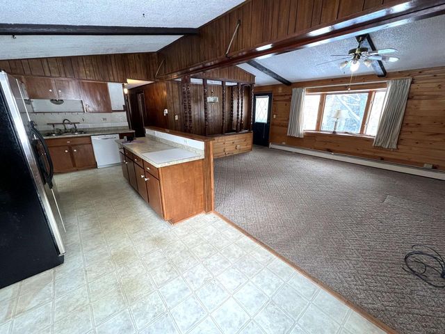 2640 Winquist Road, Rhinelander, WI 54501