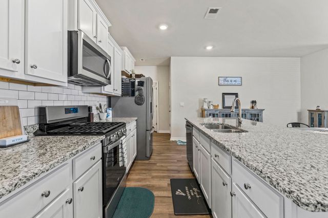 440 Royal Arch Dr., Conway, SC 29526