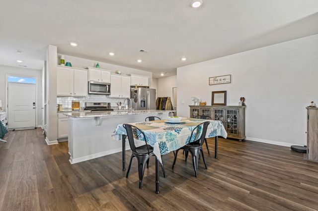 440 Royal Arch Dr., Conway, SC 29526