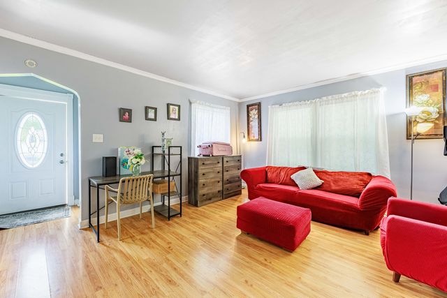 389 W 12th Street, Chicago Heights, IL 60411