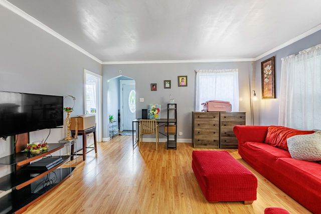 389 W 12th Street, Chicago Heights, IL 60411