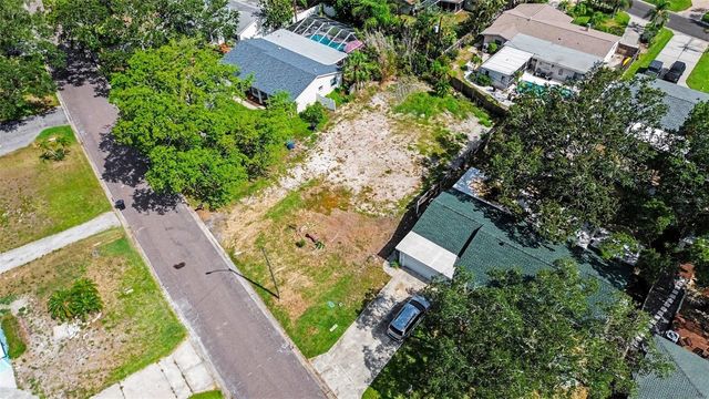 1737 COLORADO AVENUE NE, St Petersburg, FL 33703