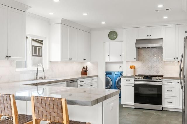 4725 Loma Vista Road, Ventura, CA 93003