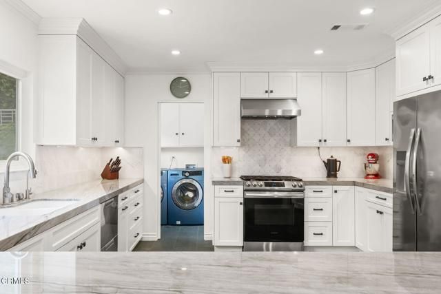 4725 Loma Vista Road, Ventura, CA 93003