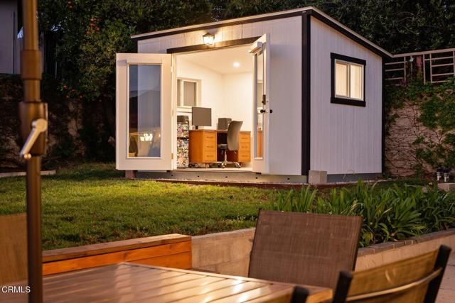 4725 Loma Vista Road, Ventura, CA 93003