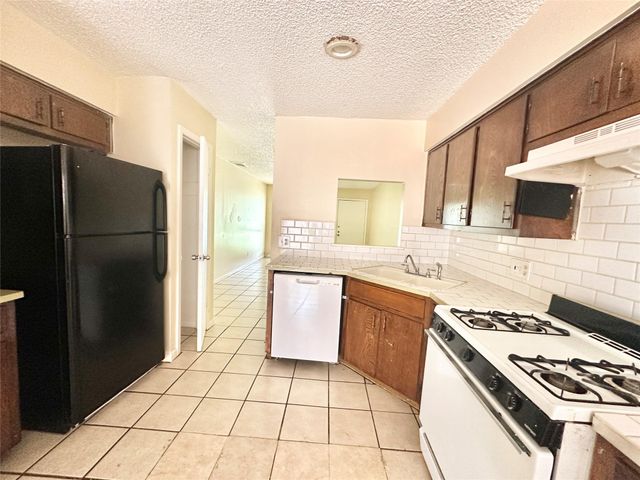 207 W William Cannon DR B, Austin, TX 78745