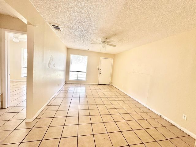 207 W William Cannon DR B, Austin, TX 78745