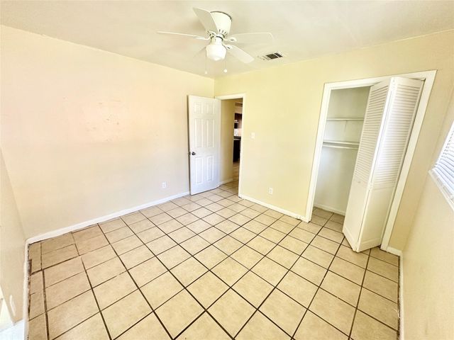 207 W William Cannon DR B, Austin, TX 78745