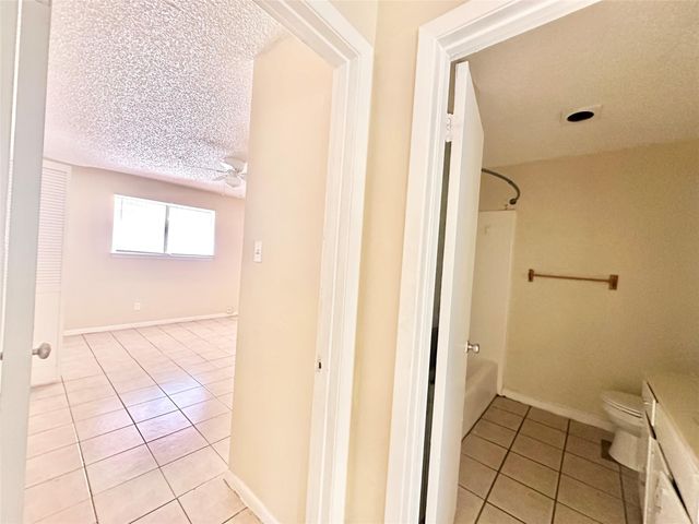 207 W William Cannon DR B, Austin, TX 78745