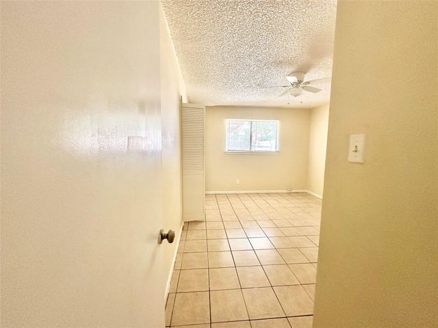 207 W William Cannon DR B, Austin, TX 78745