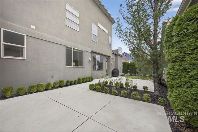 2987 S Old Hickory Way, Boise, ID 83716