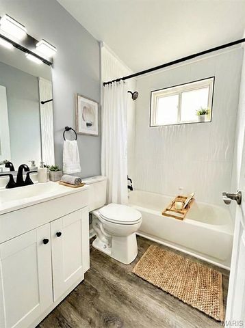 670 Starlet Drive, Florissant, MO 63031