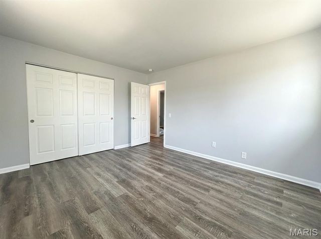 670 Starlet Drive, Florissant, MO 63031