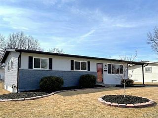 670 Starlet Drive, Florissant, MO 63031