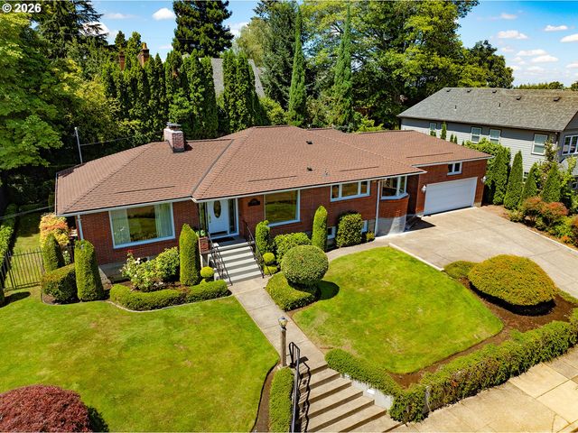 2196 OLIVE St, Eugene, OR 97405