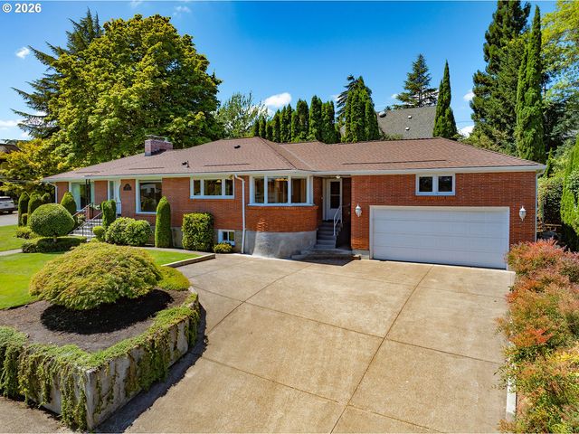 2196 OLIVE St, Eugene, OR 97405